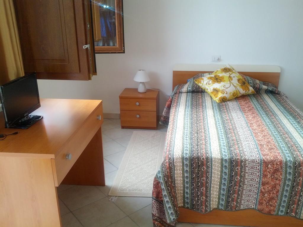Agriturismo Santa Barbara Sarroch Ngoại thất bức ảnh