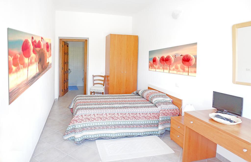 Agriturismo Santa Barbara Sarroch Ngoại thất bức ảnh